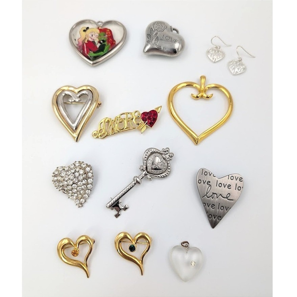 Lot of‎ 12 Mixed Heart Pins Brooches Earrings Pendant Love Sweetheart Amore
